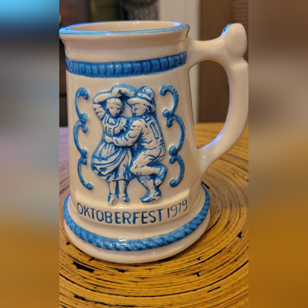 * Vintage Alexander Franzka Ceramics 1979 Octoberfest